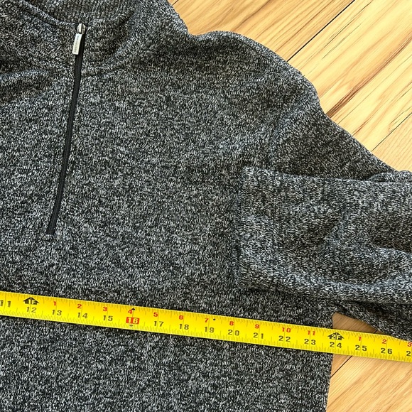 Van Heusen Sweater - Picture 7 of 9